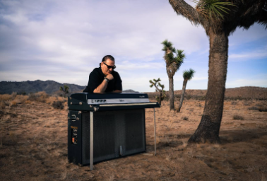 Keyboardist David Garfield to perform at Alvas Showroom